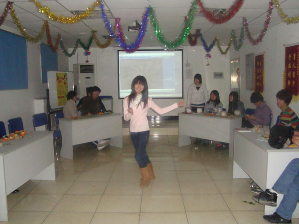 北大青鳥(niǎo)元旦匯演