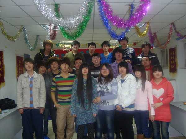 北大青鳥(niǎo)元旦匯演